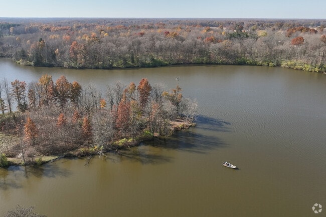 Stonelick Park features a lake of over 200 acres just a short drive from Goshen.