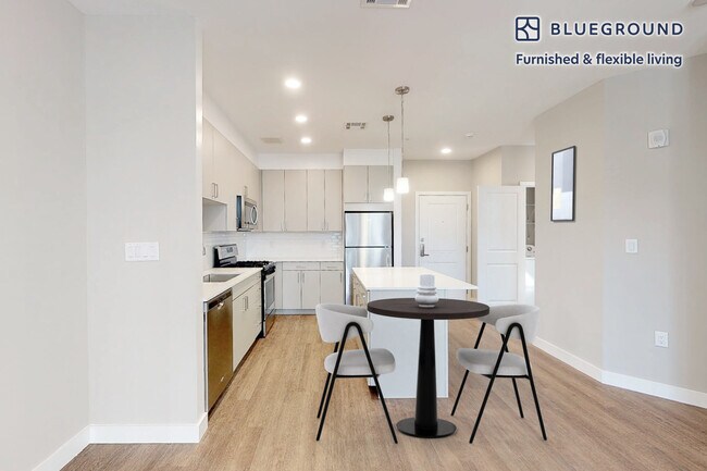 861 Broadway unit FL4-ID5660A, Saugus, MA 01906 - photo 5