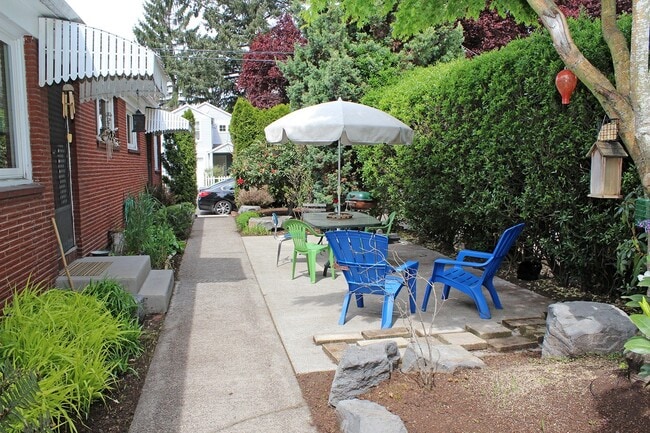 1902-1910-1910 N Kilpatrick St unit 1904, Portland, OR 97217 - photo 3