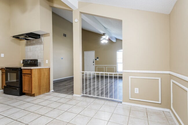 4648 Prewett Rd, Fort Worth, TX 76137 - photo 6