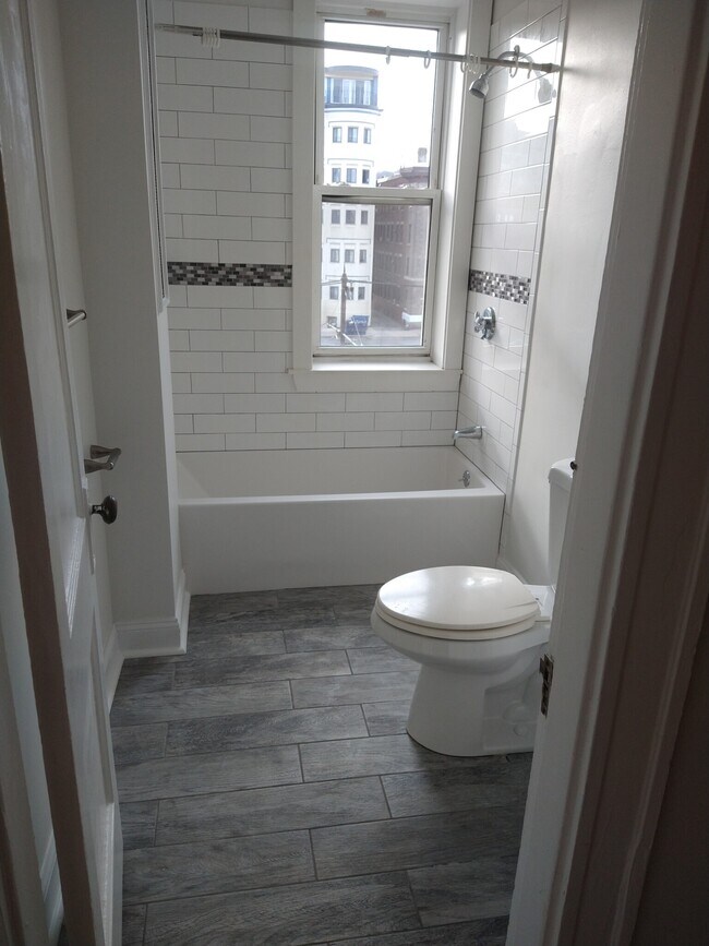 73 Park Dr unit 10, Boston, MA 02215 - photo 5
