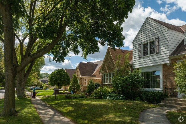 Sidewalks are plentiful in Wauwatosa, making it ideal for a afternoon stroll.