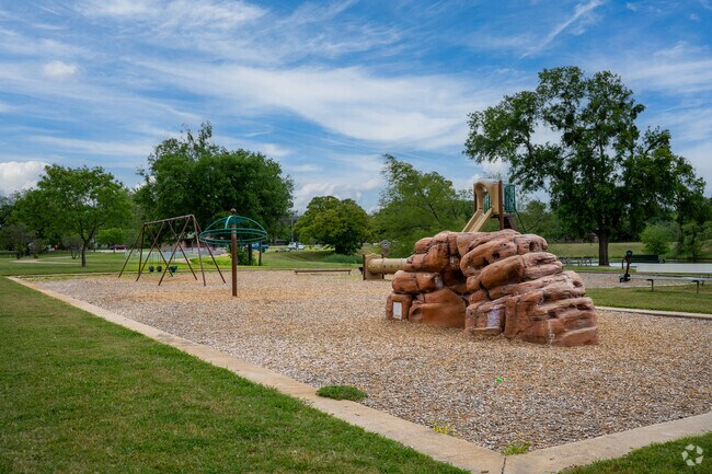 The perfect place for outdoor enthusiasts of all ages at Sonora Park in Kennedale, TX.