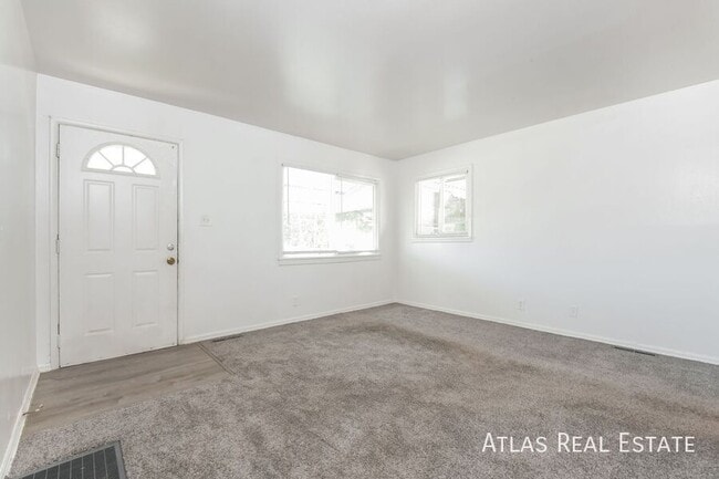 217 S Xavier St, Denver, CO 80219 - photo 4