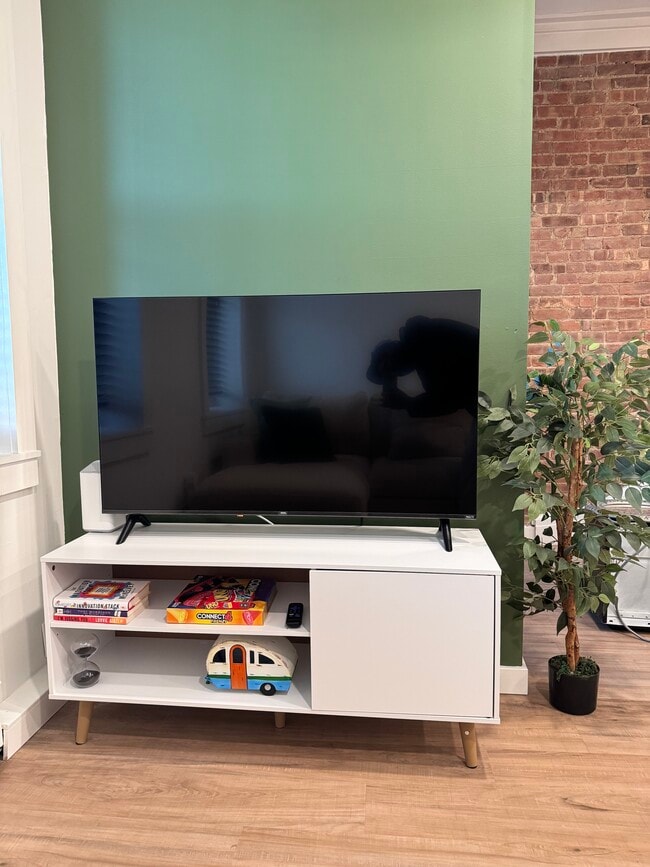 219 Culver Ave unit Culver Avenue Apartm, Jersey City, NJ 07305 - photo 7