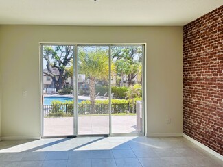 5017 Blue Latan Ln, Tampa, FL 33610