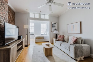 118 Christopher St Unit FL2-ID1762, New York, NY 10014