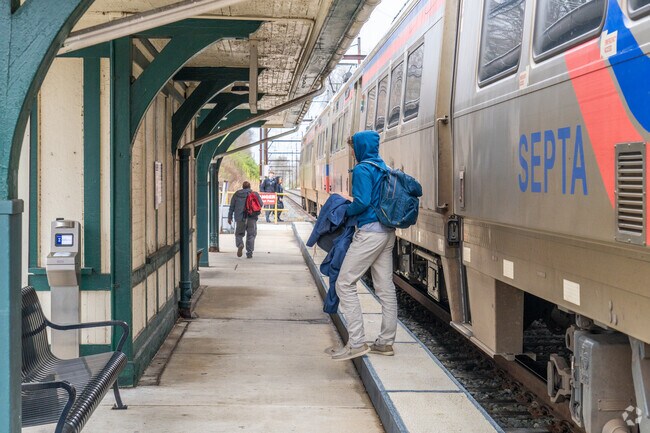 SEPTA trains from the Penllyn Station make commuting from Blue Bell a breeze.