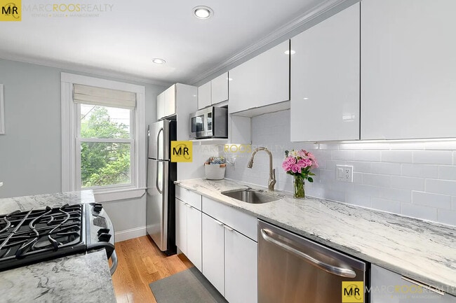 182 Marion St, Boston, MA 02128 - photo 4