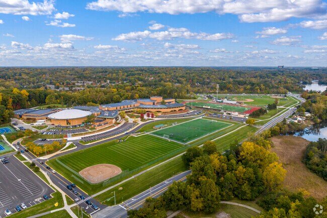 Huron High School offer a variety of athletic programs that challenge students.