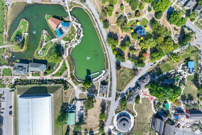 Columbian Park offers South Oakland residents multiple amenities to enjoy the outdoors.