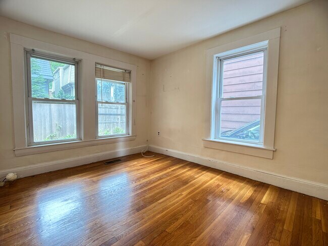 199 Mount Auburn St unit 1, Cambridge, MA 02138 - photo 5