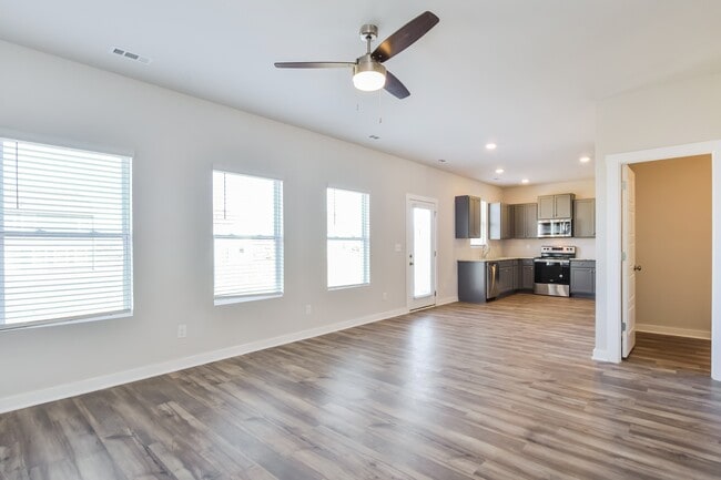 26084 Beech Grv Ln NW, Madison, AL 35756 - photo 4