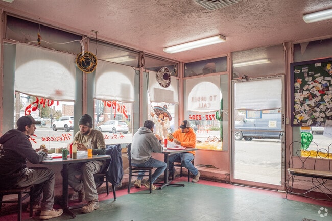 Grab a Super Torta and enjoy a scenic walk along the McLoughlin Promenade.