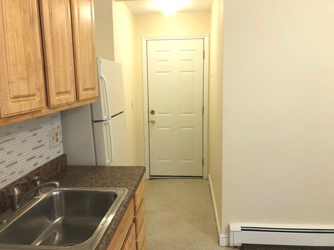 120 Berkshire St unit 6, Cambridge, MA 02141 - photo 5