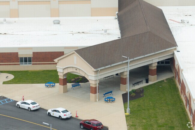 Teachers at Edgewood Intermediate do all they can to educate students.