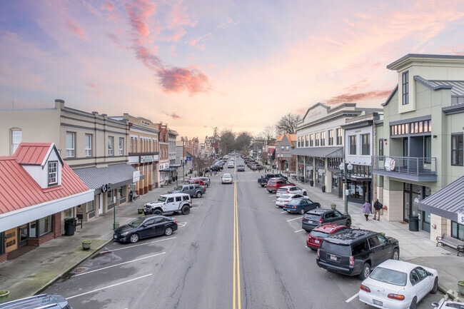 Lynden residents head to Front Street for local Dutch cuisine, annual events, and more.