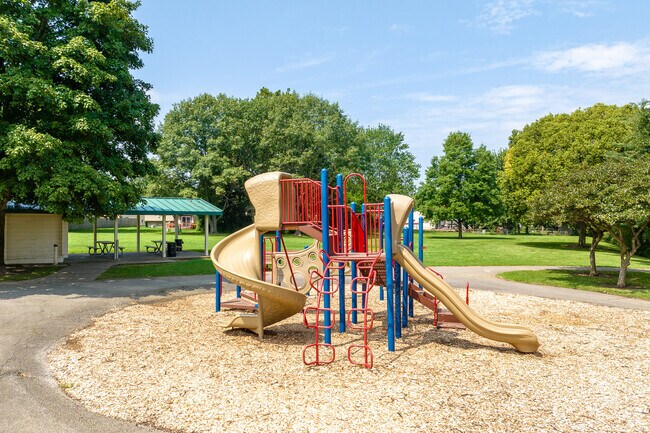 The Independence Park in Independence Village features a playground for children.