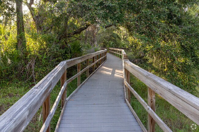 Manasota Scrub Preserve offers great nature trails through the scrub forest of Manasota.