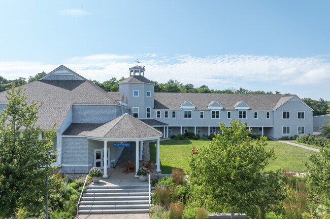 Falmouth Academy got an A+ in the academics category from Niche.