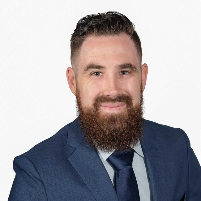 Agent Photo