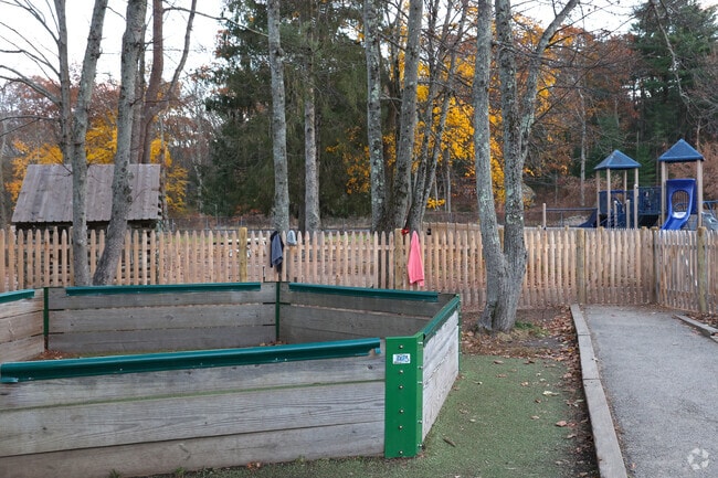 Harborlight Montessori School is a private school located in Beverly.