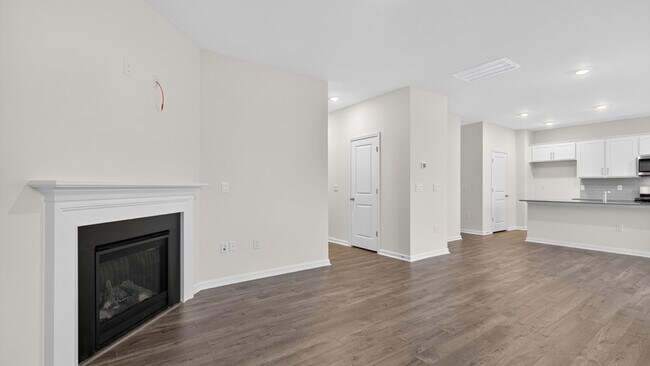 140 Pisgah St, Sanford, NC 27330 - photo 5