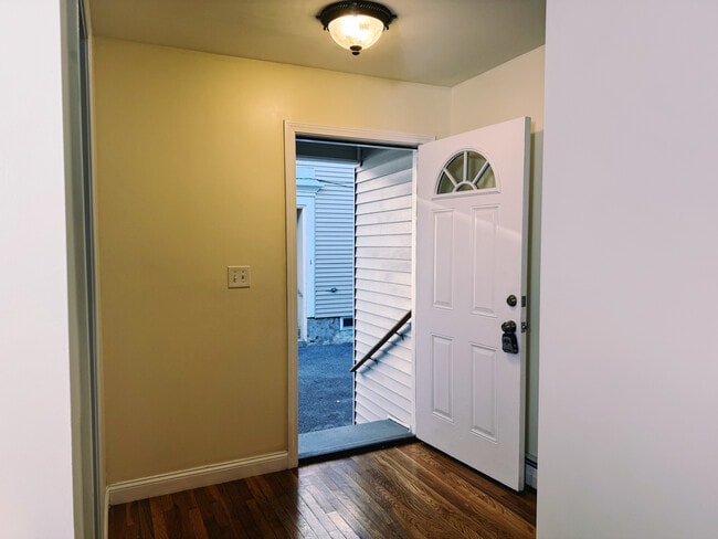 4 Union Place, Cambridge, MA 02141 - photo 7