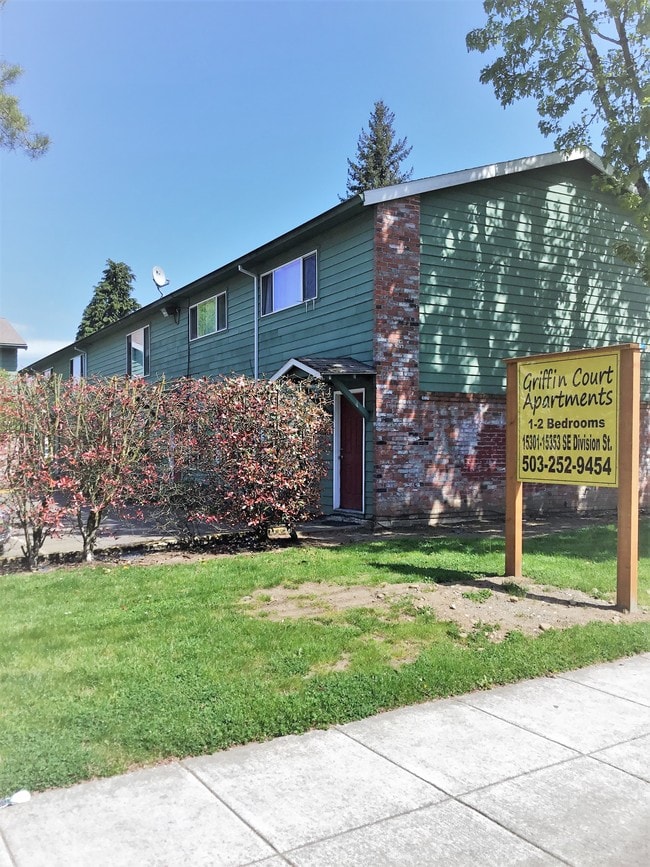 15301-15353 Se Division St, Portland, OR 97236