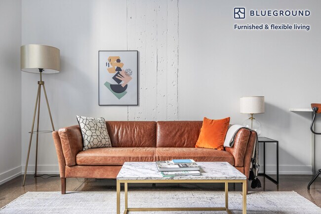 5050 N Broadway unit FL3-ID380, Chicago, IL 60640 - photo 2