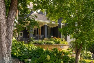 745 Rice St E, Wayzata, MN 55391