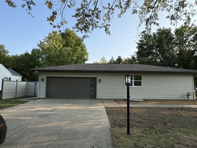 1848 Garden St, West Lafayette, IN 47906 - photo 2