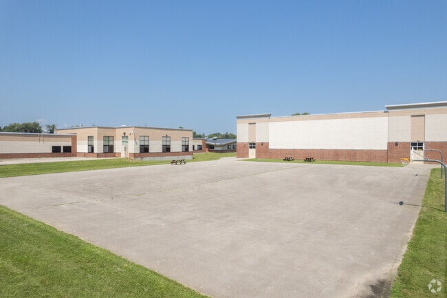 Acadia Middle School in Clifton Park, NY. is Committed to Excellence for all its students.