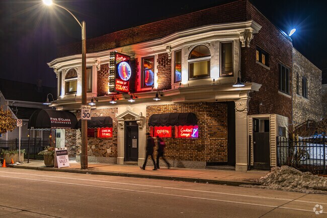 5 O'Clock Steakhouse is a fixture in the heart of Avenues West and a favorite in Milwaukee.