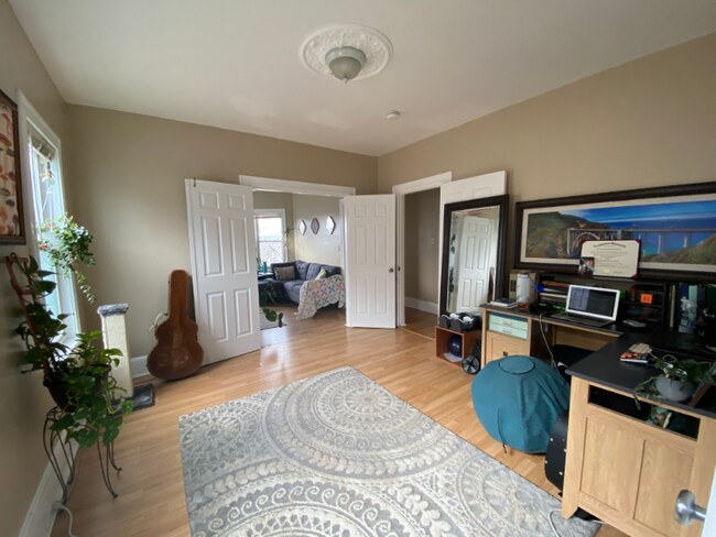 32 Termine Ave unit 3, Jamaica Plain, MA 02130 - photo 2