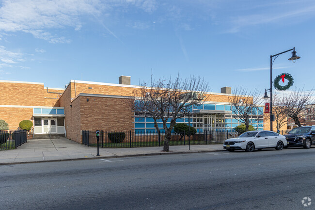 Washington Middle School values equity, excellence, and empathy in shaping society.
