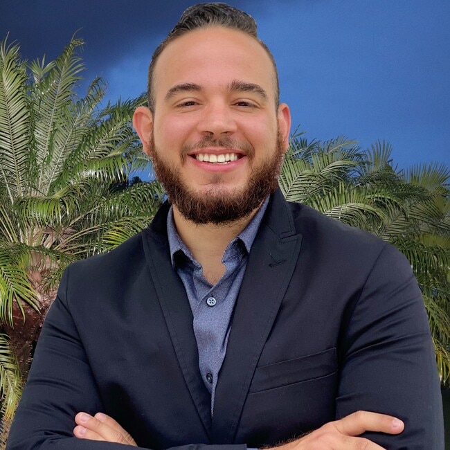Agent Photo