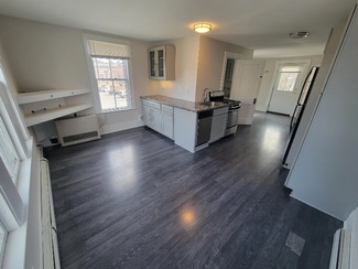 59 Washington St Unit 2, Biddeford, ME 04005