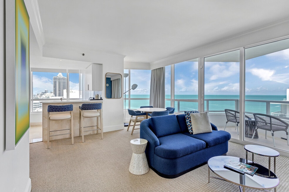 Tresor Tower Fontainebleau unit ID1234545P, Miami Beach, FL 33140 - photo 1
