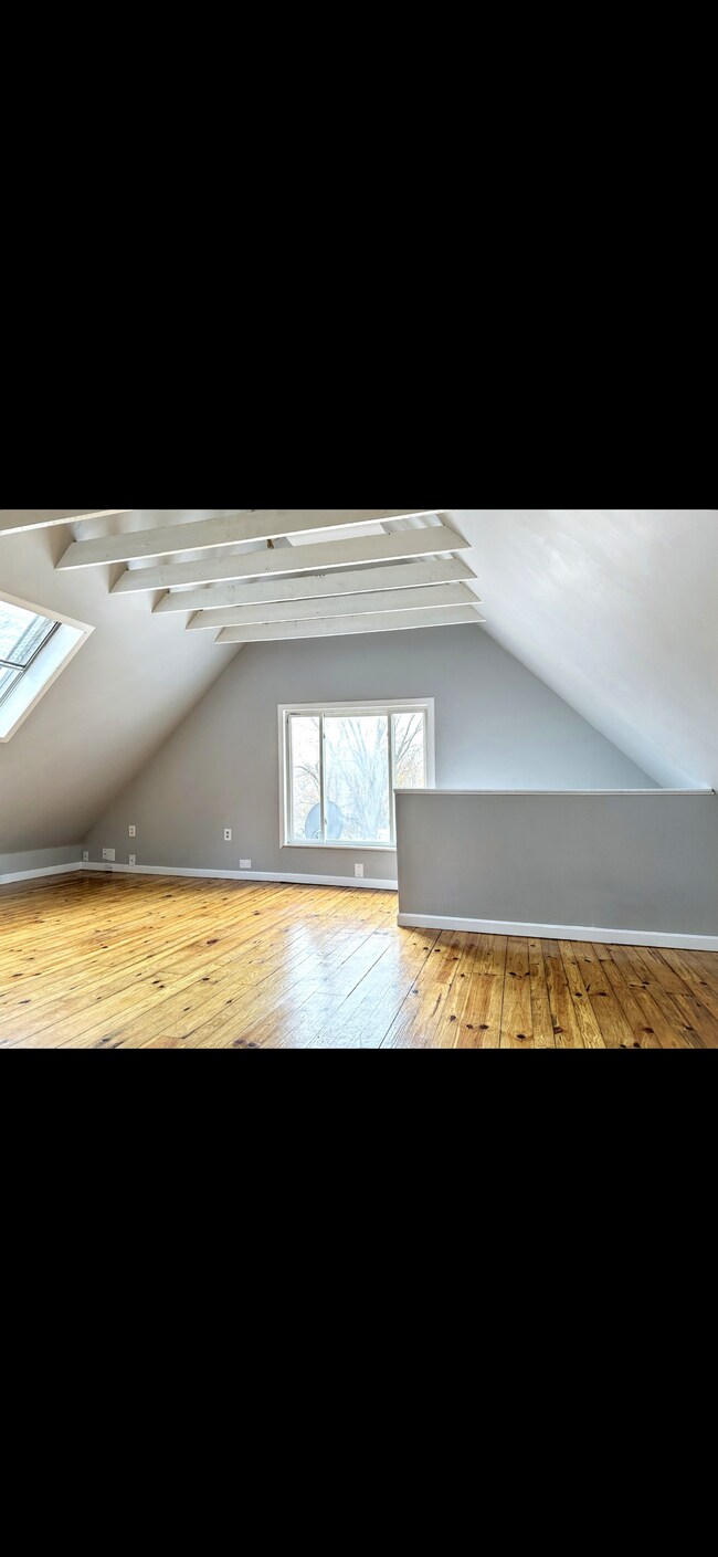 115 Highland Ave Unit 3, Fitchburg, MA 01420