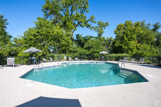 Sedgefield, Winston-Salem, NC 27104 - photo 4