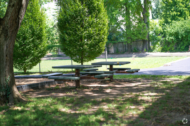 Student's can enjoy eating on picnic tables at Glendale Elementary School.
