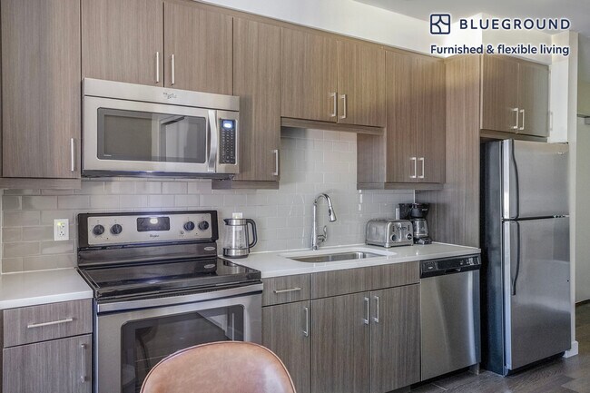 77 Exeter St unit FL4-ID868, Boston, MA 02116 - photo 5