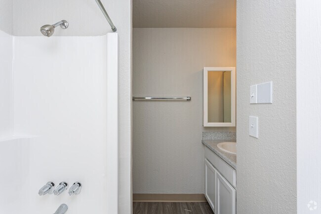 The Monroe, Tacoma, WA 98409 - photo 4