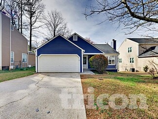 575 Woodcrest Manor Dr, Stone Mountain, GA 30083