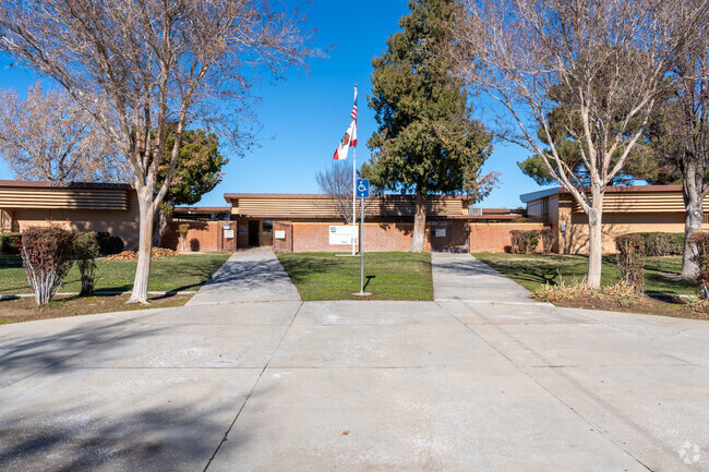 Mariposa Elementary’s minority student enrollment is 95%.