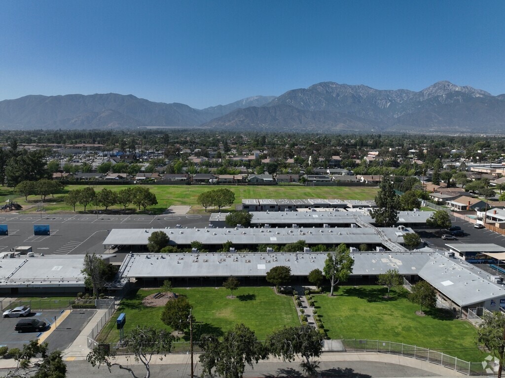 Baldy View Elementary School, Rankings & Reviews