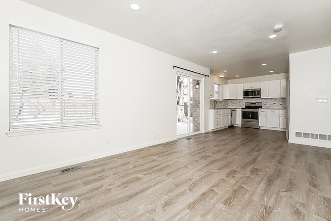 13177 Bryant Cir, Broomfield, CO 80020 - photo 4