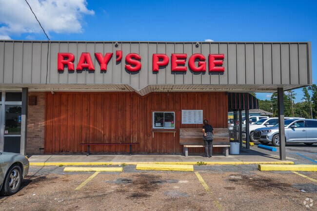Since 1960,Ray's PEGE has been an integral part of Lakeshore.