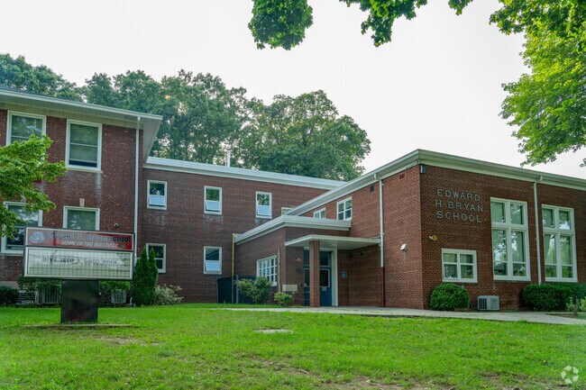 Edward H. Bryan Elementary School is a well regarded public school in Cresskill with a student-teacher ratio of 13 to 1.